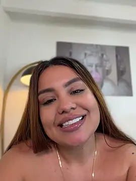 valeria2019hot Show in webcam