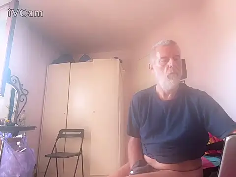 PierPesaroX – webcam-show