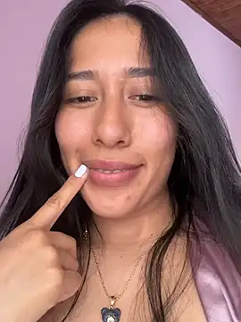 Chat +18 de Amelia_Rivas ao vivo