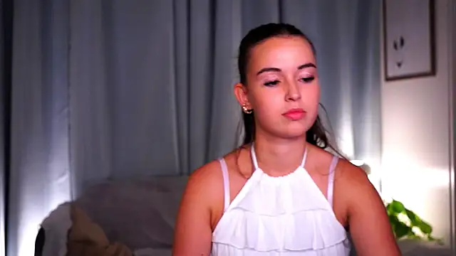 Fawnette Chat XXX in diretta