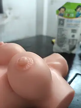 826687's Live XXX Chat