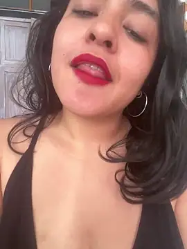Chat XXX ao vivo de EmilyNoir1