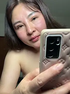 YUYU126688n Live chat-huone