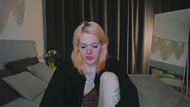 Lollita_Morgan Live XXX-chat