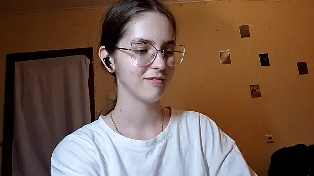 Katelemon Chat XXX live