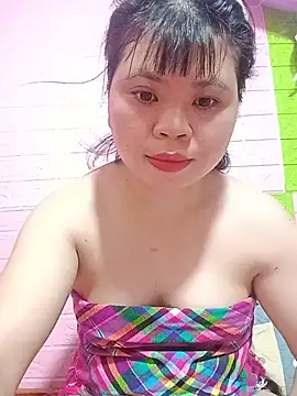 Chat +18 de Xuka_lyss ao vivo