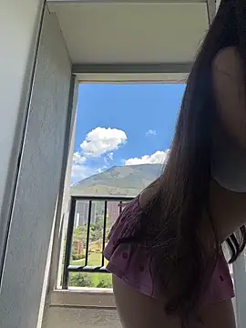 MiaJacksonn 라이브 XXX 채팅