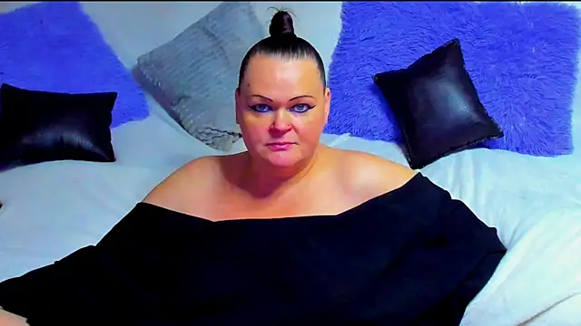 Chat XXX en directo de MilanaBiegert