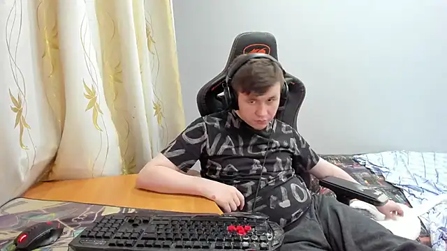 iliaskrislove Webcam-Show