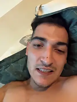 XXX chat uživo modela Leynad2000