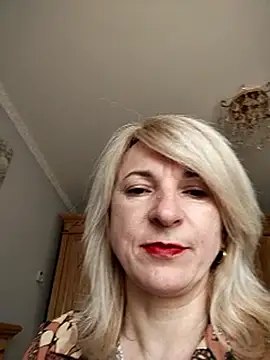 Chat XXX ao vivo de AhlyssaLove1155