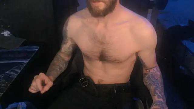 SexxxyLouis' Webcam Show