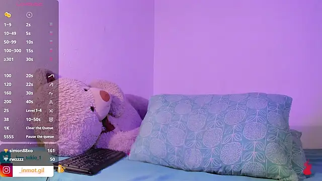 ken_tokiio Pertunjukan Webcam