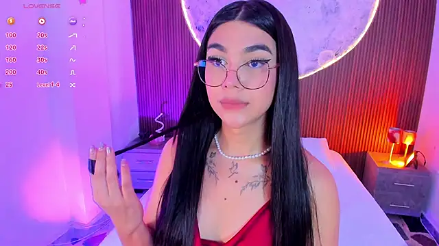 RoseCassie's Webcam Show