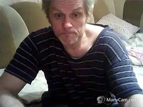 Mr__XX's Live XXX Chat