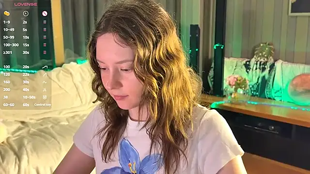 Chat +18 de IrisPurrphy ao vivo
