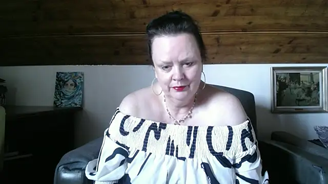 TiffanyMature Obrolan Langsung XXX