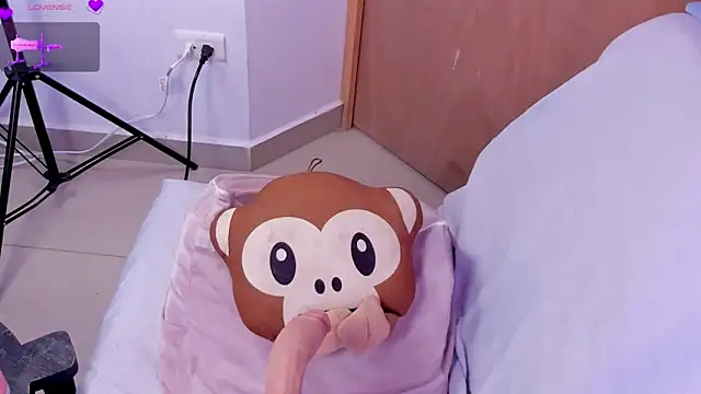 LilyRobertts 现场XXX聊天