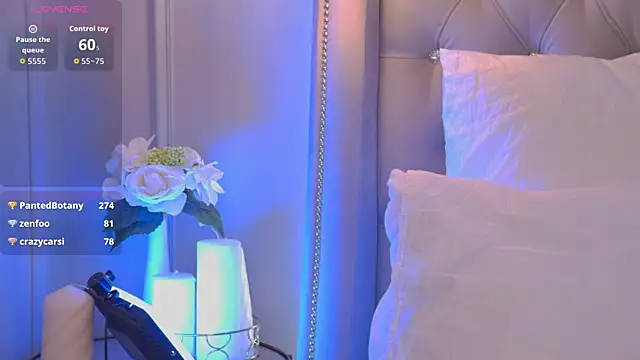 LisaDeviss Chat XXX in diretta