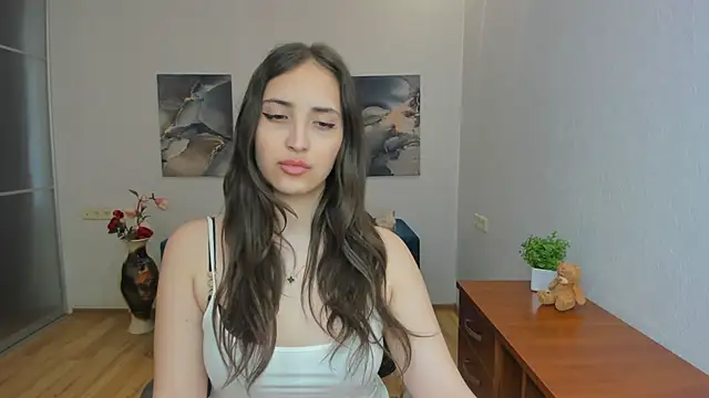 Effy_Royse Adlı Modelin Canlı Sohbet Odası