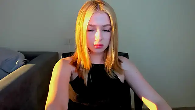 ElleLuv_ Chat XXX in diretta