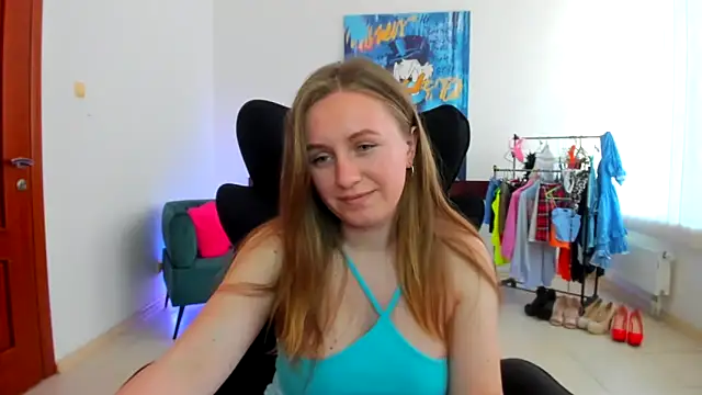 Marisha_Cute Adlı Modelin Canlı XXX Sohbeti