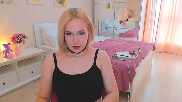 serene_land's Live XXX Chat