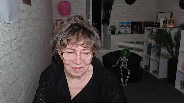 Betty_Brick's Webcam Show