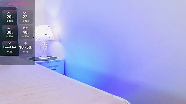 Bonnie_White's Webcam Show