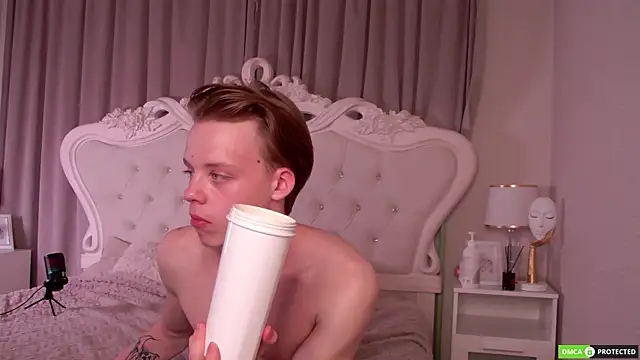 SimonWarner's Webcam Show
