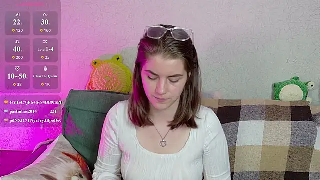 Chat +18 de ElzaBlis ao vivo