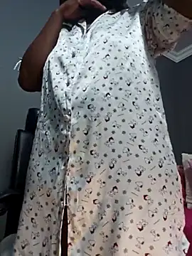 Shaniko89 – Naživo XXX chat