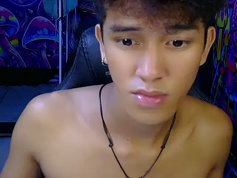 hugekenbigcock Show Webcam