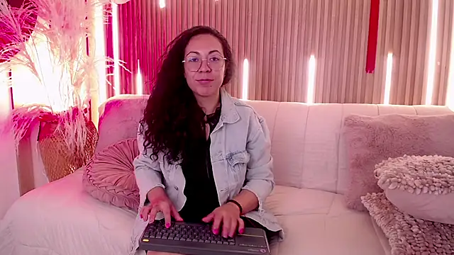 Вебкам-шоу Velvet_Curly
