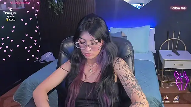 Chatroom XXX en direct de mia_smoke_