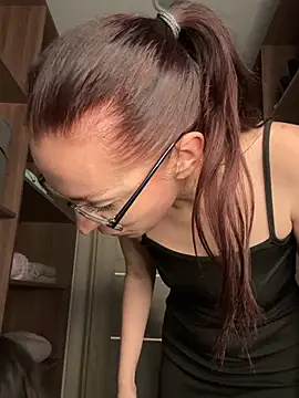 RussianGirls_のライブXXXチャット