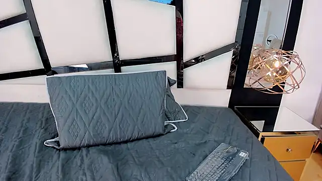 Czat XXX na żywo – AriannaRussell_