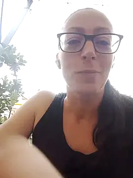 Astrid3's Live XXX Chat