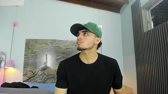 James-06 – Live XXX-chat