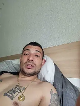 Zoltanioan26 Webcam show