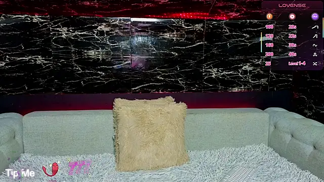 _YourSubmissive_ 现场XXX聊天