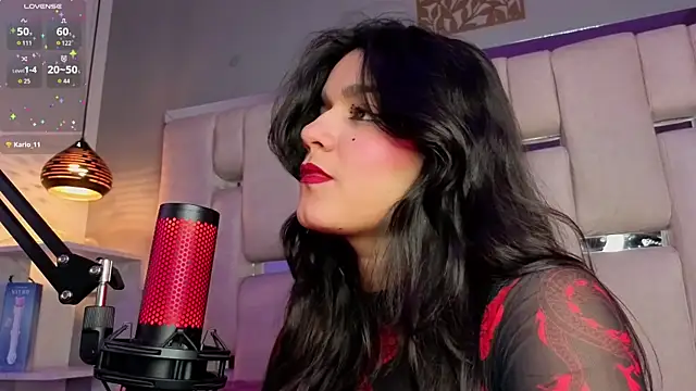 Chat +18 de ValerieKay_ ao vivo