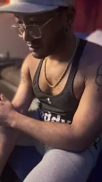 KY_Sir35's Live XXX Chat