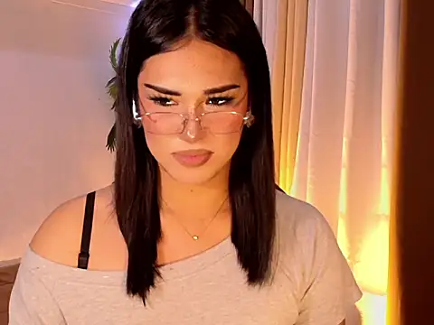 magnificent_kitana's Webcam Show