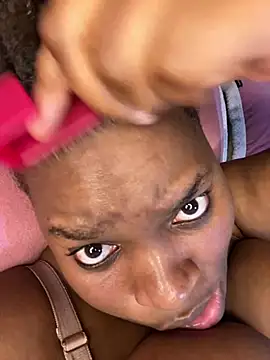 Chatroom XXX en direct de Blackpinkylips2025