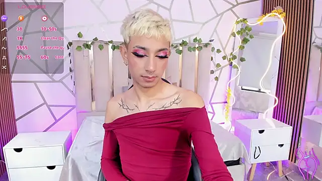 Živý XXX chat CYRUS_TAY