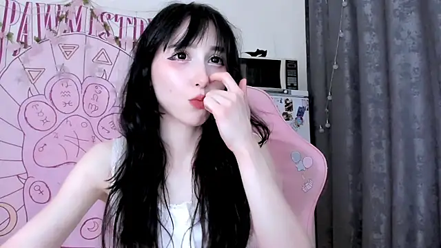 Holy420lolii's Live XXX Chat