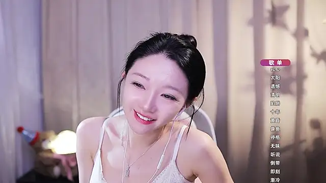 Zoe-99's Live XXX Chat