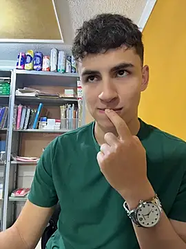 Chat XXX Live AdrianRinaldi