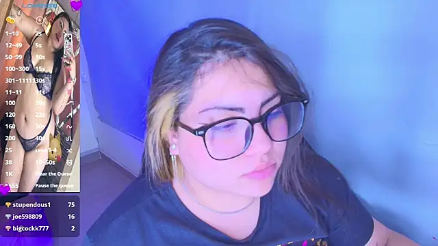 Dreamboo__ লাইভ XXX চ্যাট